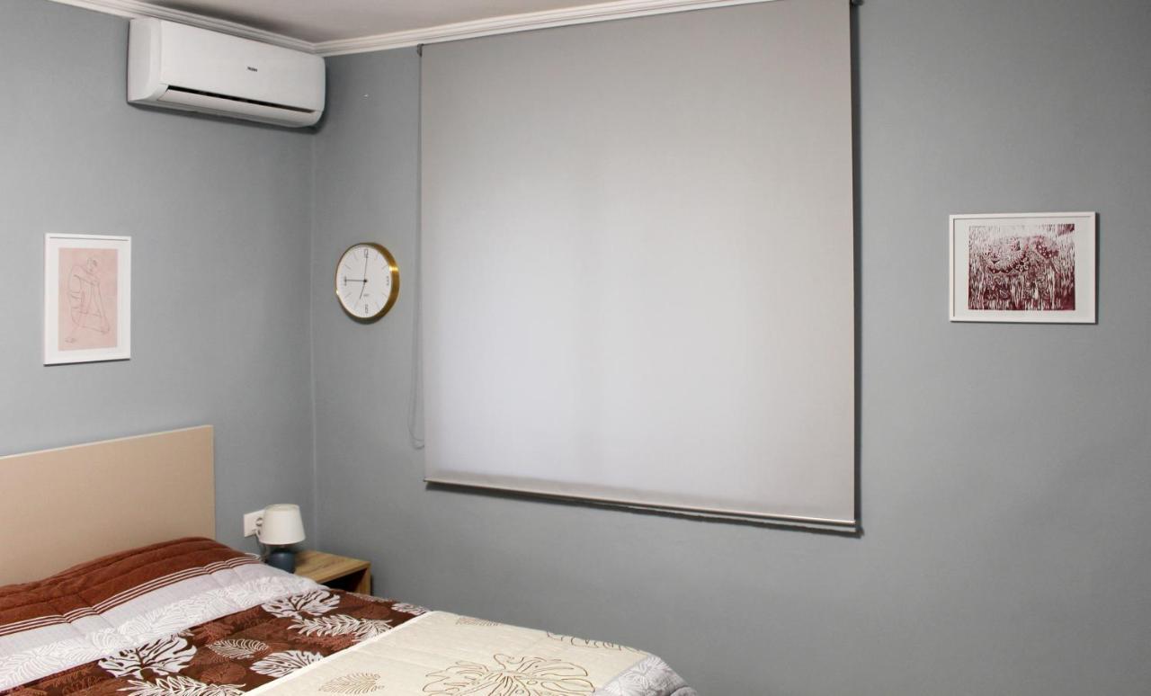 2V1 - Blloku Bkt Apartment Tirana Bagian luar foto